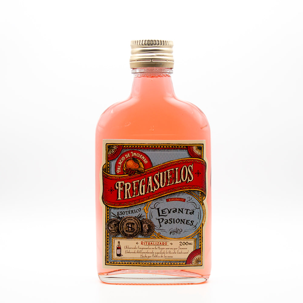 FREGASUELOS LEVANTA PASIONES