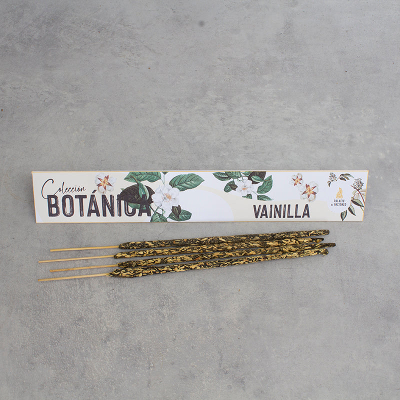 Varitas de incienso de vainilla artesanal, gruesas, para atraer energías positivas y paz; ideal para venta mayorista en tiendas esotéricas y bienestar.