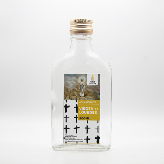 Agua bendita de la Virgen de Lourdes en botella espiritual devocional