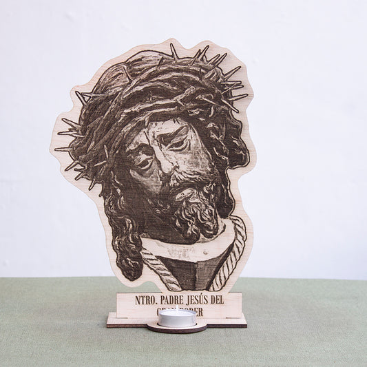 Altar religioso mayorista de madera grabada de Nuestro Padre Jesús del Gran Poder con portavela.